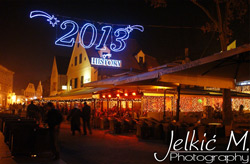 Sretna Nova 2013. Sretna Nova 2013. / fotografija Matko Jelkić